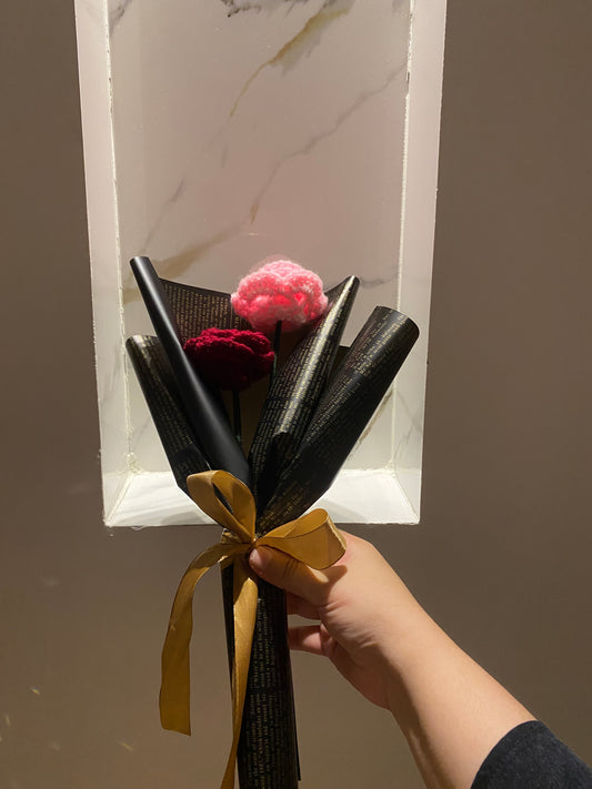 Mini Duo Rose Crochet Bouquet
